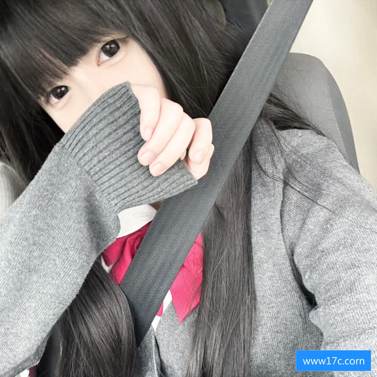 在线观看www17c看片的免费视频资源可靠吗？如何避免陷入非法内容陷阱